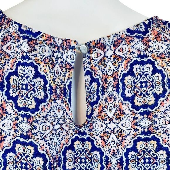 Fourteenth Place Geometric Pattern Blouse - Picture 6 of 10